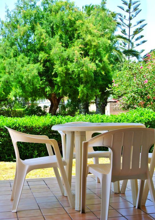 Apartamentos Venecia Roquetas de Mar Phòng bức ảnh